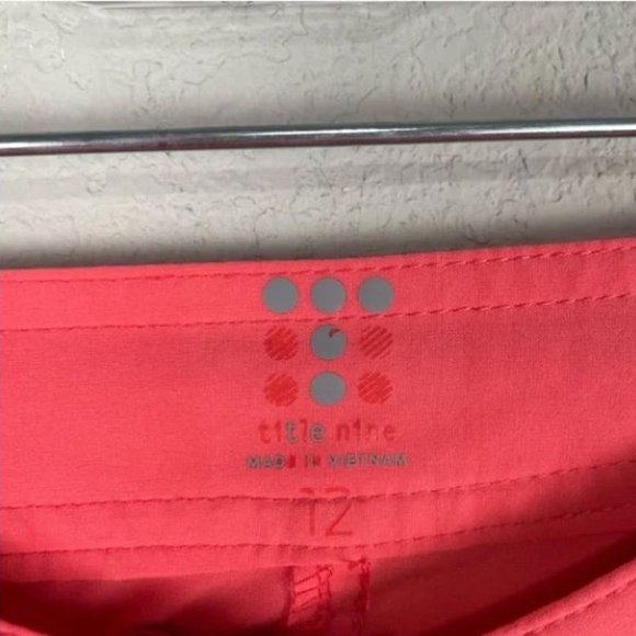 Title Nine Rogue Nimblene skirt coral size 12 - Picture 5 of 6